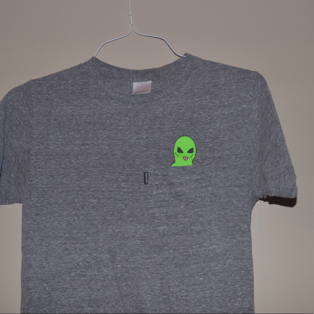 Alien short sleeve tee